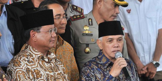 Prabowo Jumatan di saf pertama, Said Aqil jadi khatib & imamnya