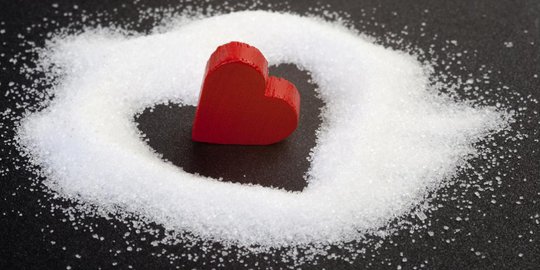 hindari 5 makanan penguras energi ini saat sahur!