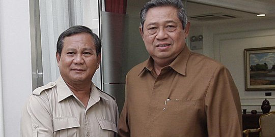 Depan perwakilan dubes, Prabowo puji politik luar negeri SBY