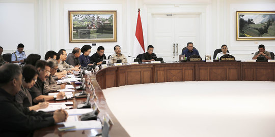 Suasana rapat kabinet bahas ketersediaan pangan selama Ramadan