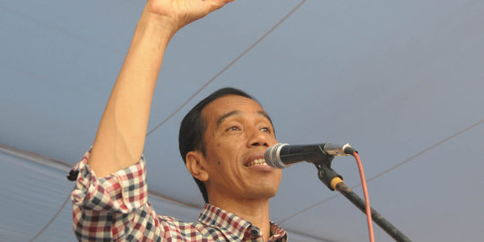 Jokowi: Media terus manas-manasi, gimana relawan gak panas