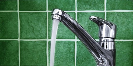 kontak dengan air biasa