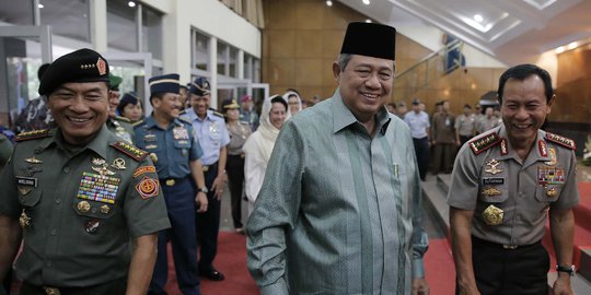 SBY harap TNI pakai strategi smart power