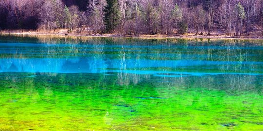 hai lembah jiuzhaigou