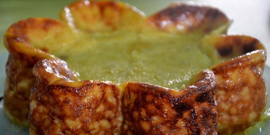 Meracik Bingka kentang, kue manis khas Banjarmasin