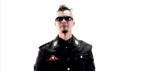 Kampanye Prabowo, Dhani dikecam bergaya Nazi & jiplak lagu Queen