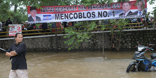 Masa tenang Pilpres, pernak-pernik kampanye masih bertebaran