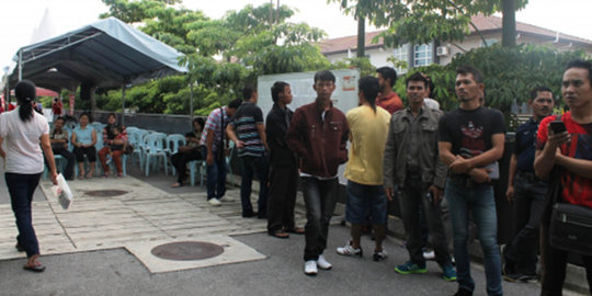 Suasana pencoblosan pilpres di TPS Kuching Malaysia