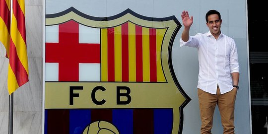 Claudio Bravo resmi bergabung dengan Barcelona