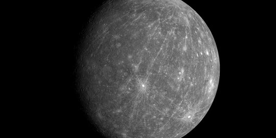 Gara-gara senggolan dengan Bumi, Merkurius jadi planet terkecil