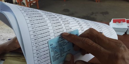 Surat undangan memilih hilang, warga coblos pakai KTP