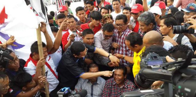 Rayakan kemenangan Jokowi, pendukung berkumpul di Bundaran 