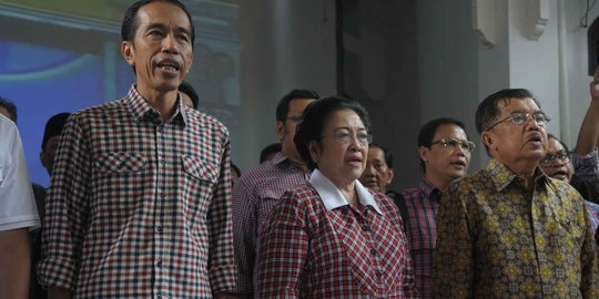 Jokowi-JK deklarasi kemenangan, timses Prabowo sebut PDIP 'PKI'