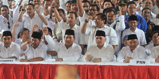 Ketum partai pro Prabowo patenkan koalisi di Tugu Proklamasi
