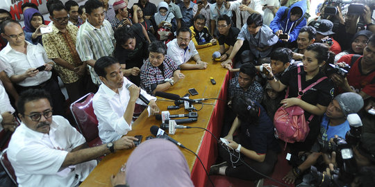 Sambangi Banten, Jokowi minta relawan kawal perolehan suara