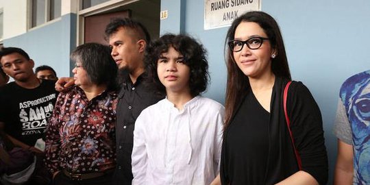 dul dengan anak hatta rajasa rev1