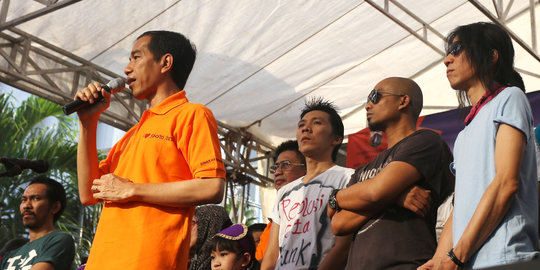 Jokowi senang dibuatkan pesta kemenangan oleh para seniman