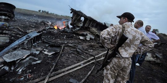 Ini daftar penumpang MAS MH17 yang jatuh di Ukraina