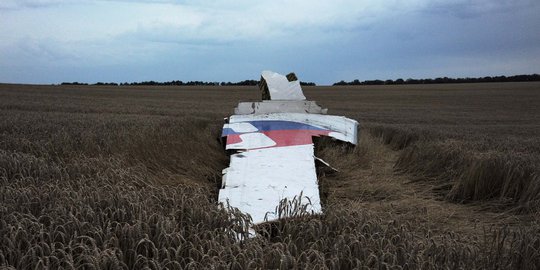 MH17 ditembak jatuh, Ukraina dan Rusia saling menyalahkan