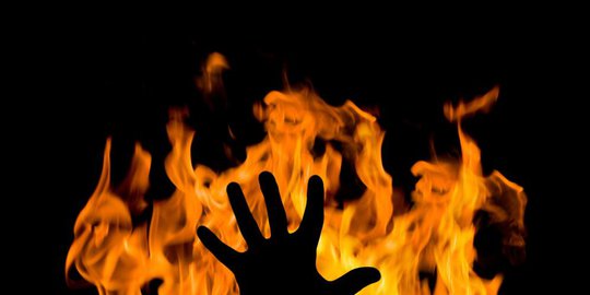 demak bakar suami karena cemburu rev2