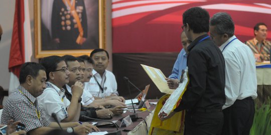 Rekapitulasi PPLN Hong kong alot, Jokowi tumbangkan Prabowo