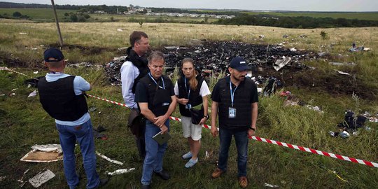 Ukraina & kelompok separatis sepakati zona aman bagi puing MH17