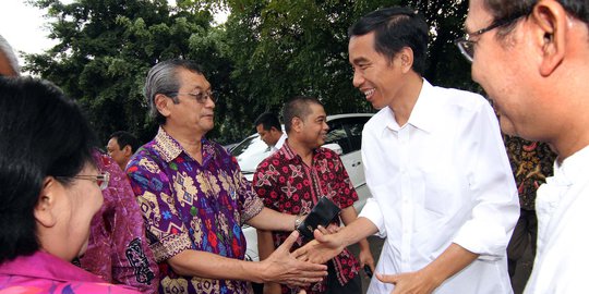 Kunjungi umat Kristiani, Jokowi ucapkan terima kasih