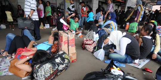 Ahok: Kalau mau tinggal di Jakarta bawa keterangan pindah & SKCK