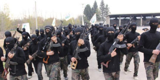 Dituding berzina, ISIS rajam dua wanita di Suriah