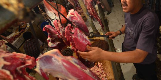 Jelang lebaran, daging busuk masih ditemukan di Pasar Wage