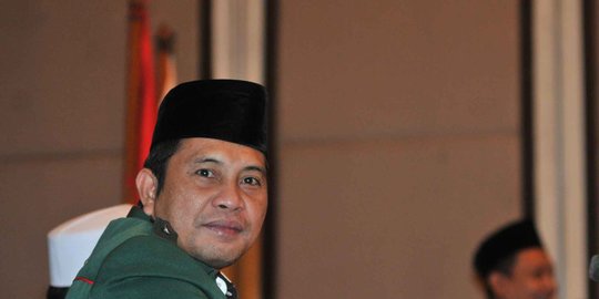 sarat unsur politis rev1