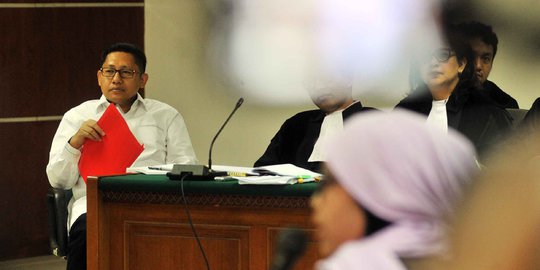 Hakim sibuk, sidang Anas terpaksa ditunda