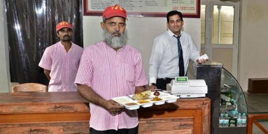 Di restoran ini, tamu dilayani narapidana kasus pembunuhan