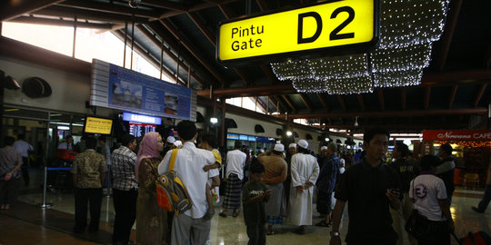 Puncak arus mudik bandara El Tari Kupang diprediksi H-2 lebaran