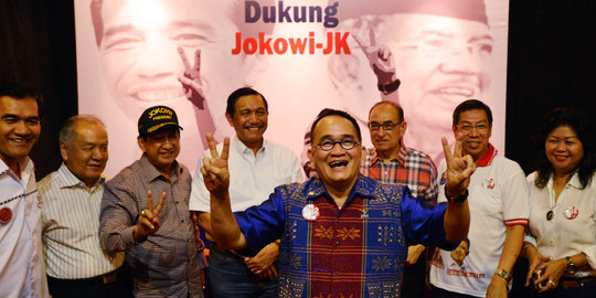Ruhut: Jokowi bersyukur punya gue, pasti gue bela dia