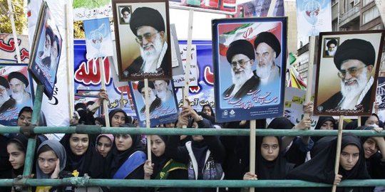 dilarang di iran rev1