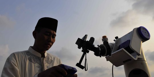 Tinggi hilal capai 3,6 derajat, Lebaran bisa dilaksanakan Senin