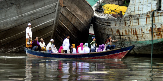 Potret pelaksanaan salat Id di Pelabuhan Sunda Kelapa