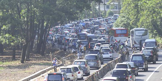 Libur Lebaran, jalur Puncak macet hingga 20 KM