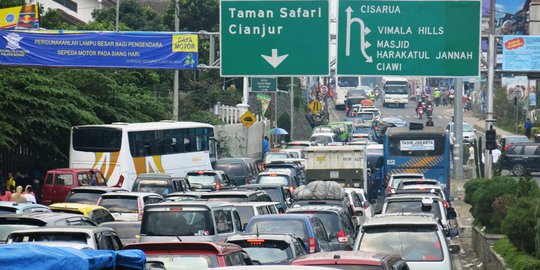 Selama libur lebaran, 1 juta kendaraan memasuki kawasan Puncak