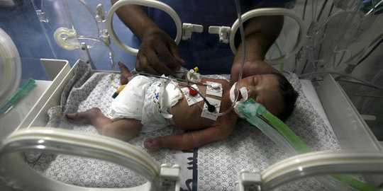 Bayi 'ajaib' di Gaza akhirnya meninggal akibat pemadaman listrik