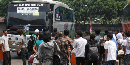 Sudah berniat baik, petugas dicueki penumpang di terminal