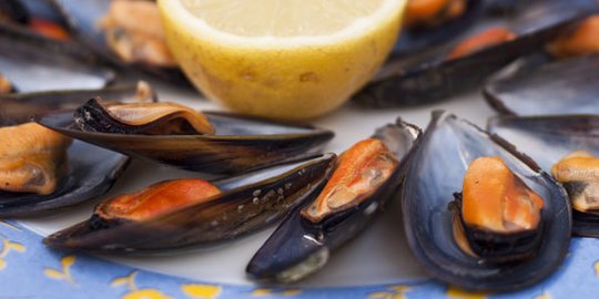 konsumsi 6 makanan ini untuk menambah jumlah sperma