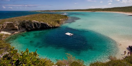 Dean's Blue Hole Bahama, lubang biru terdalam di dunia