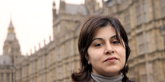 Menteri perempuan muslim pertama Inggris mundur