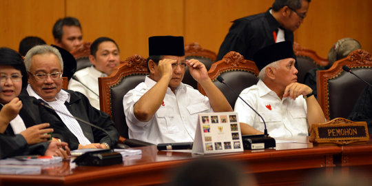 Prabowo: Ada negara asing undang bupati dan wali kota
