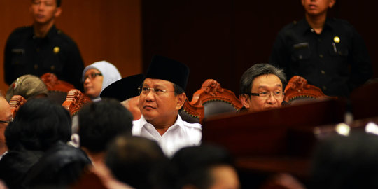 Ngomong terlalu panjang berapi-api, Prabowo ditegur ketua MK