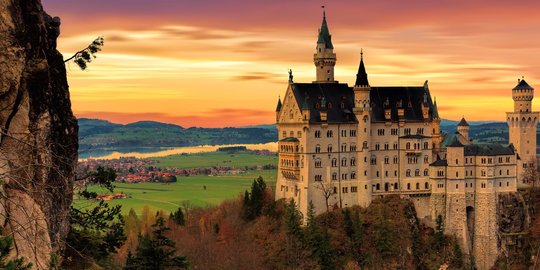 Neuschwanstein, Kastel Kuno yang Jadi Inspirasi Disney