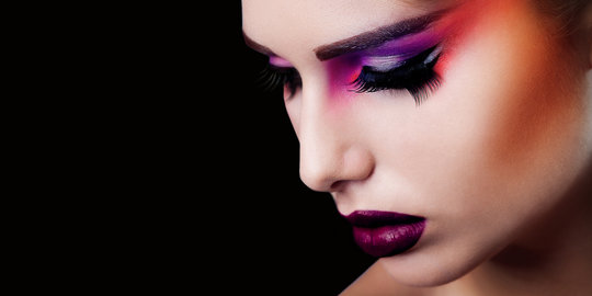 Ini 5 alasan kenapa pria tak suka wanita dengan makeup tebal