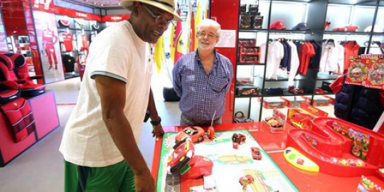 Sineas dan aktor Hollywood kepincut Ferrari